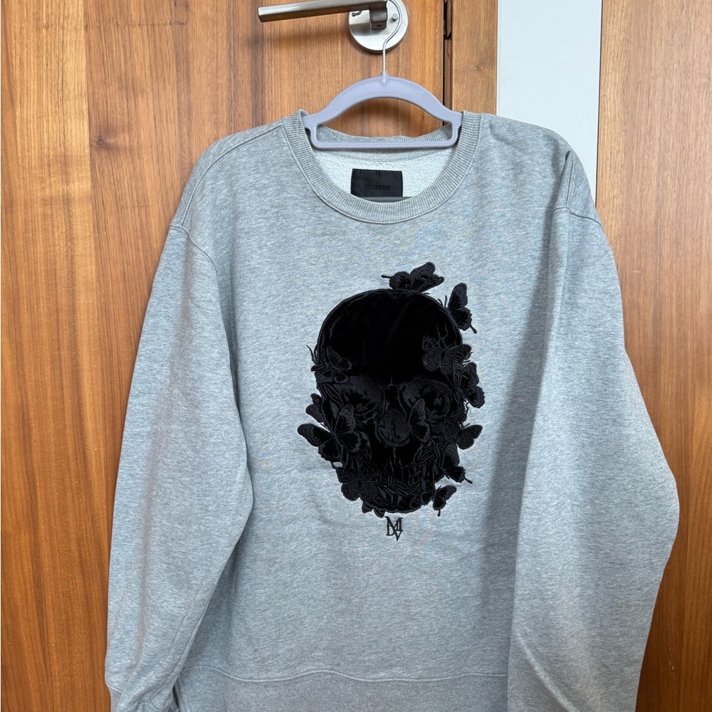 Gray Crewneck Sweater with Black Embroidered Skull Motif
